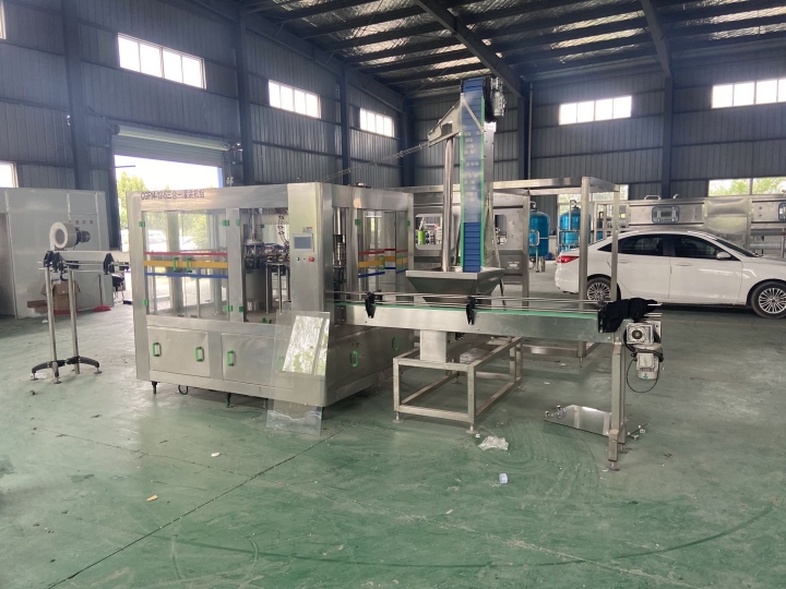 三合一小瓶灌裝機