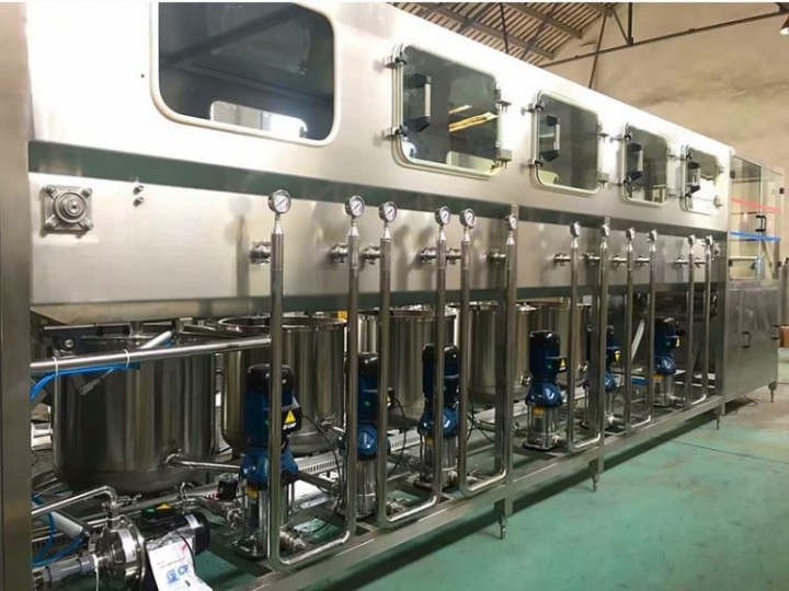 每小時900桶灌裝機